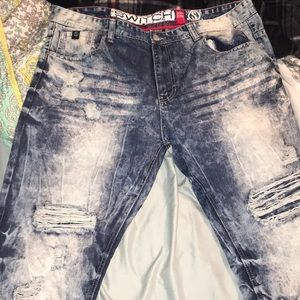 Men’s 42x32 jeans